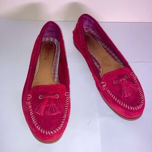 Sporty Old Money Cherry Red Fringe Leather Moccasins Size 7.5 EUC